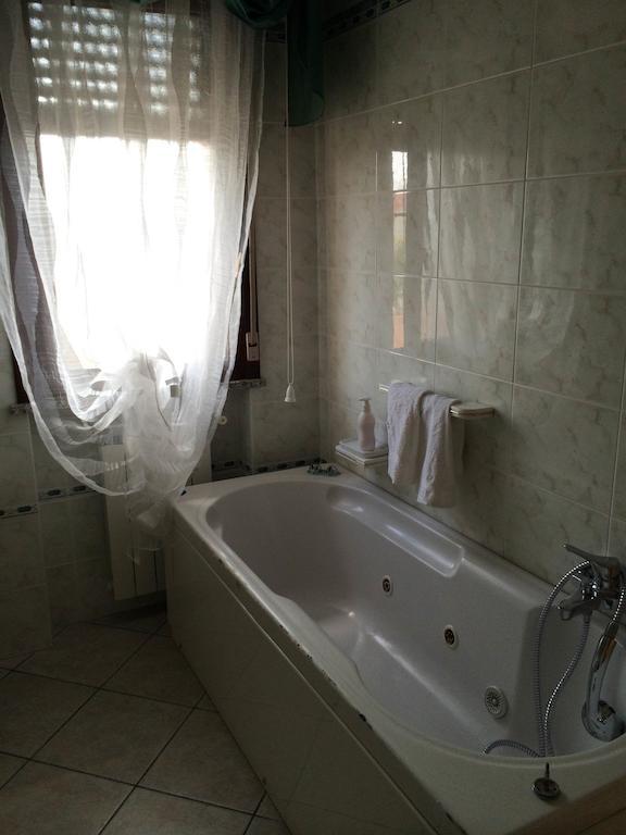 B&B Mirella Читта-Сант'Анджело Номер фото