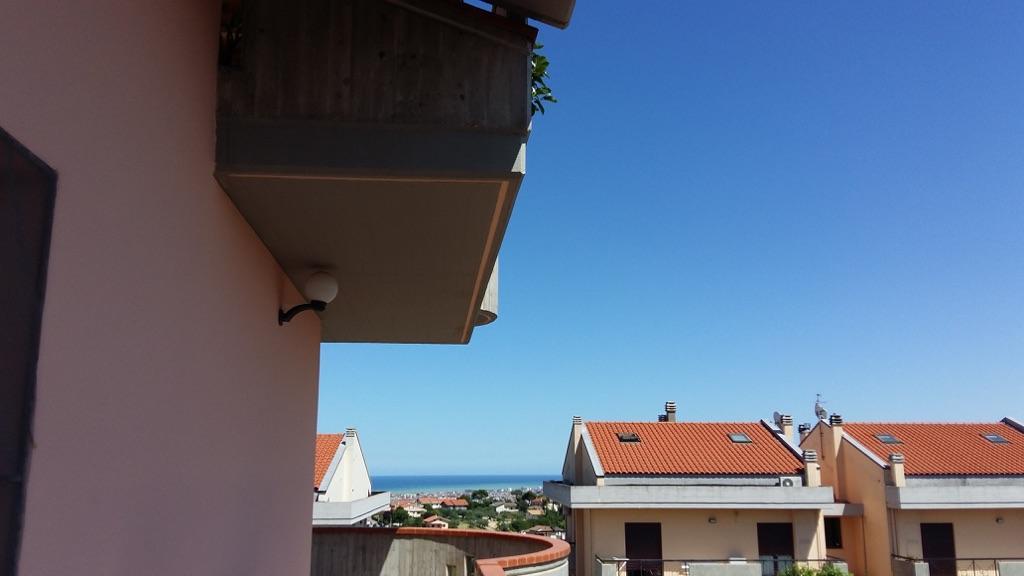 B&B Mirella Читта-Сант'Анджело Екстер'єр фото