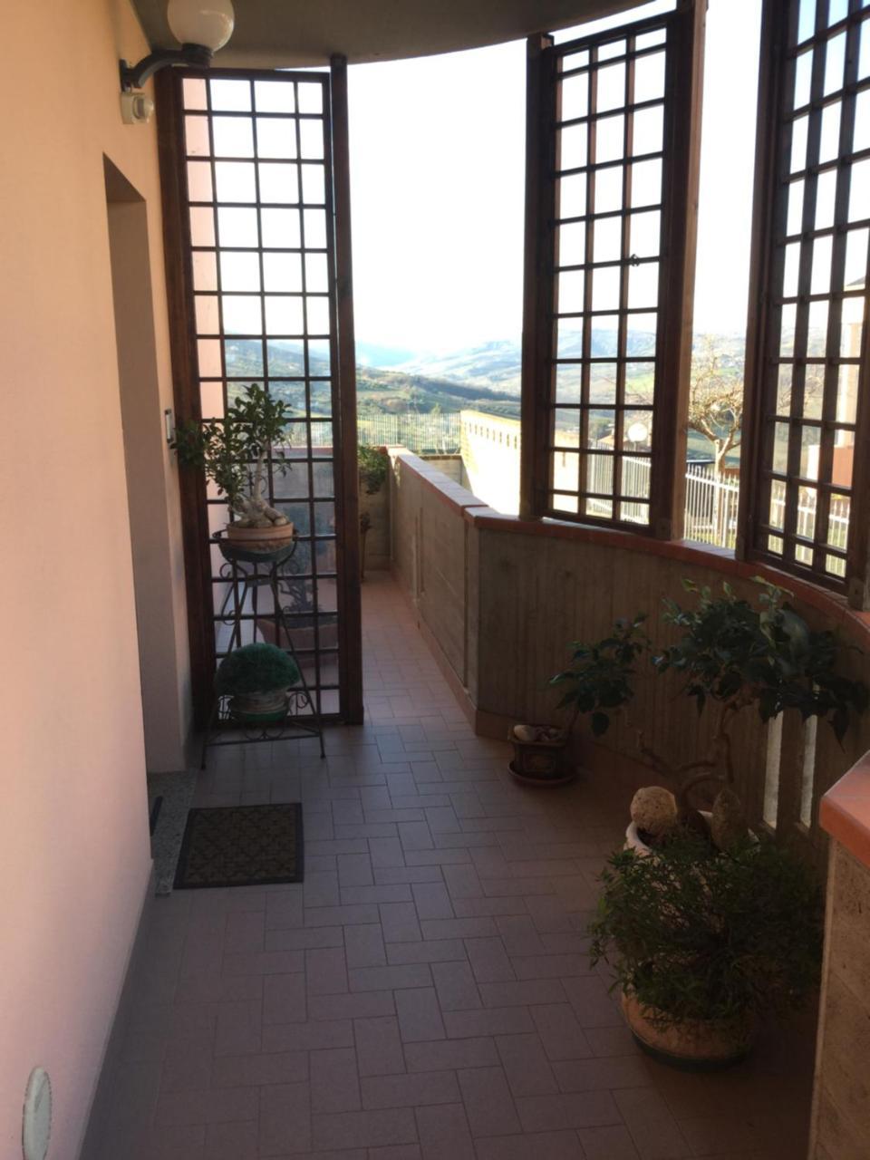 B&B Mirella Читта-Сант'Анджело Екстер'єр фото
